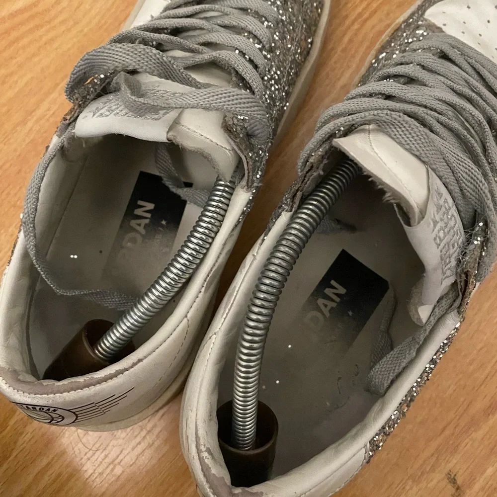 Golden Goose Silver Glitter Stardan Sneakers - Picture 5 of 6